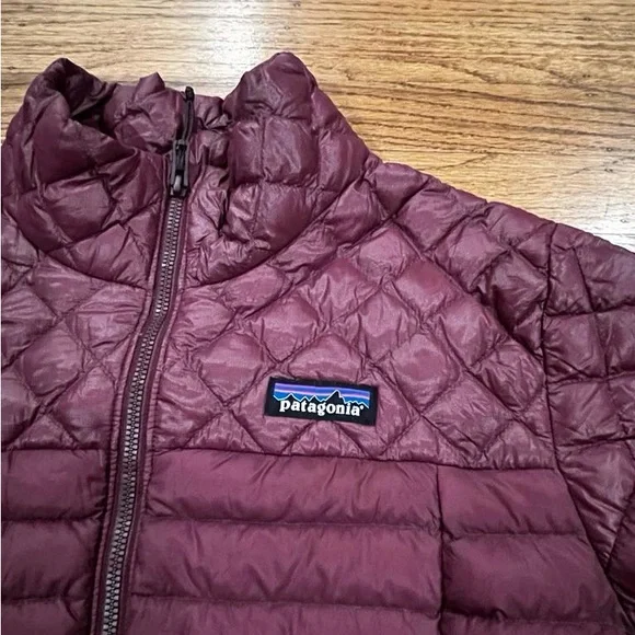 PATAGONIA Women's ALPLIGHT DOWN JACKET Dark Ruby Size LARGE - Picture 10 of 14